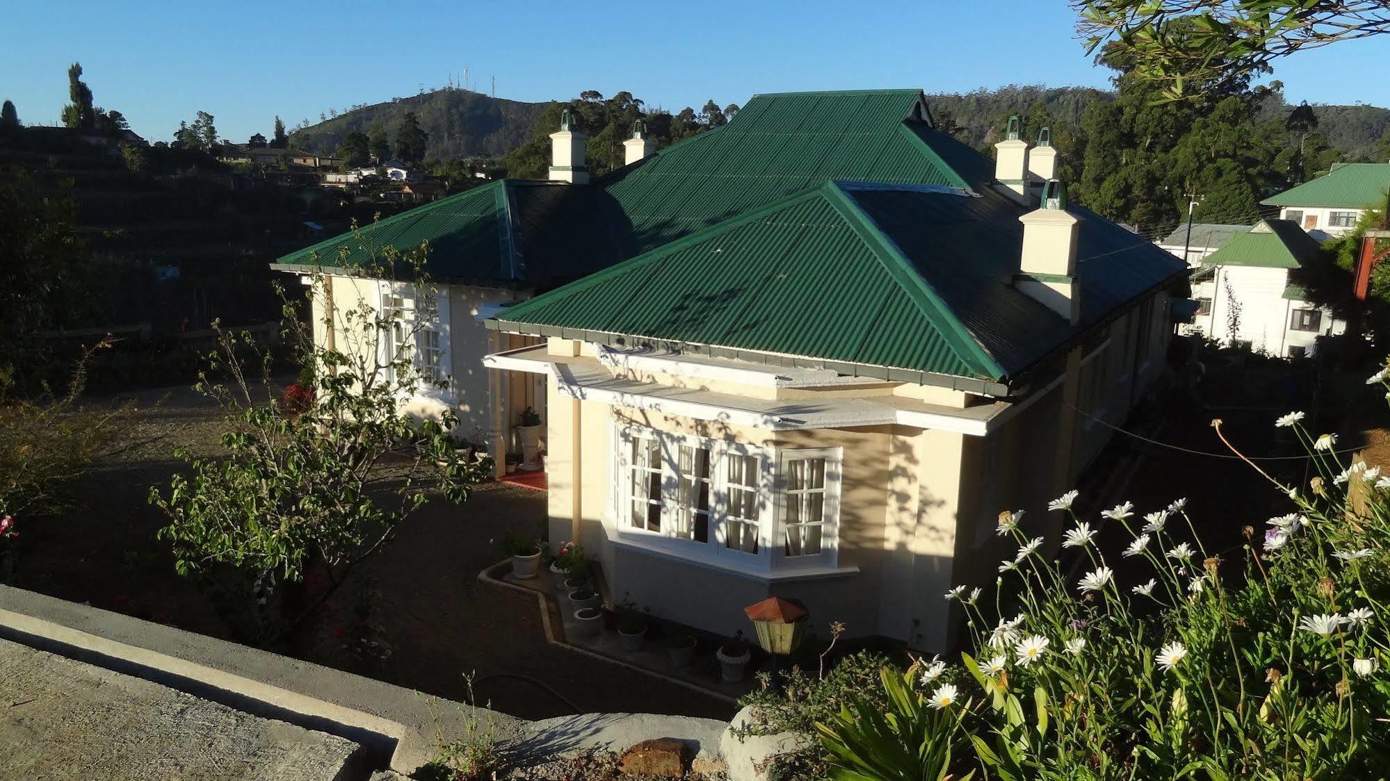 Senani Colonial Holiday Bungalow Nuwara Eliya Exterior photo