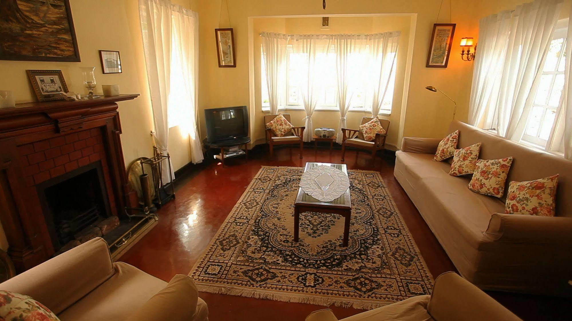 Senani Colonial Holiday Bungalow Nuwara Eliya Exterior photo